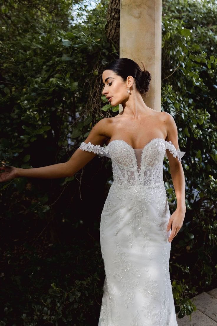 white-april-bridal-22848