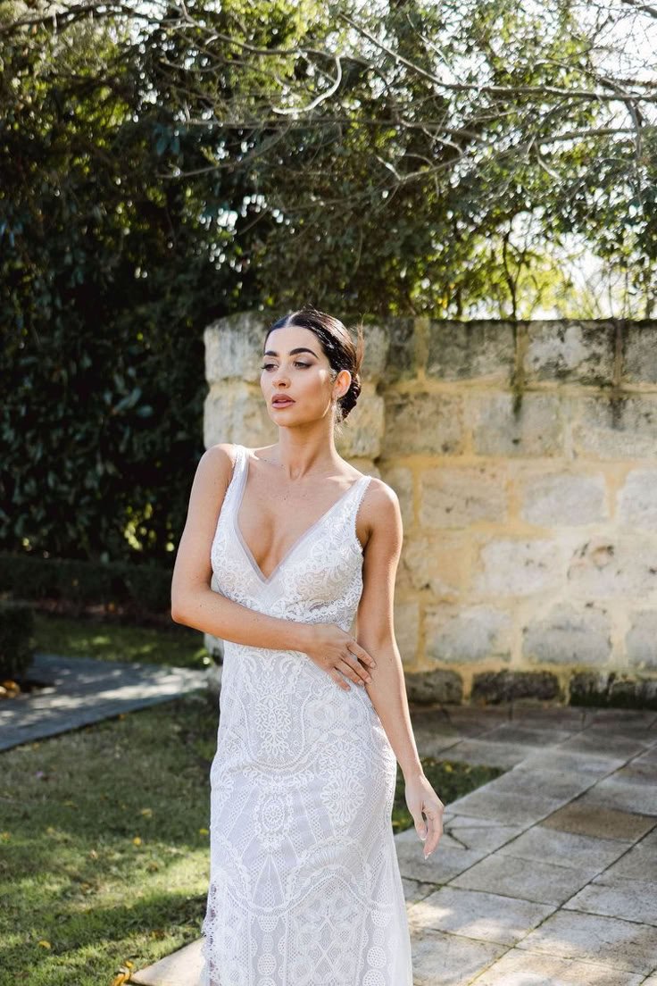 white-april-bridal-22804