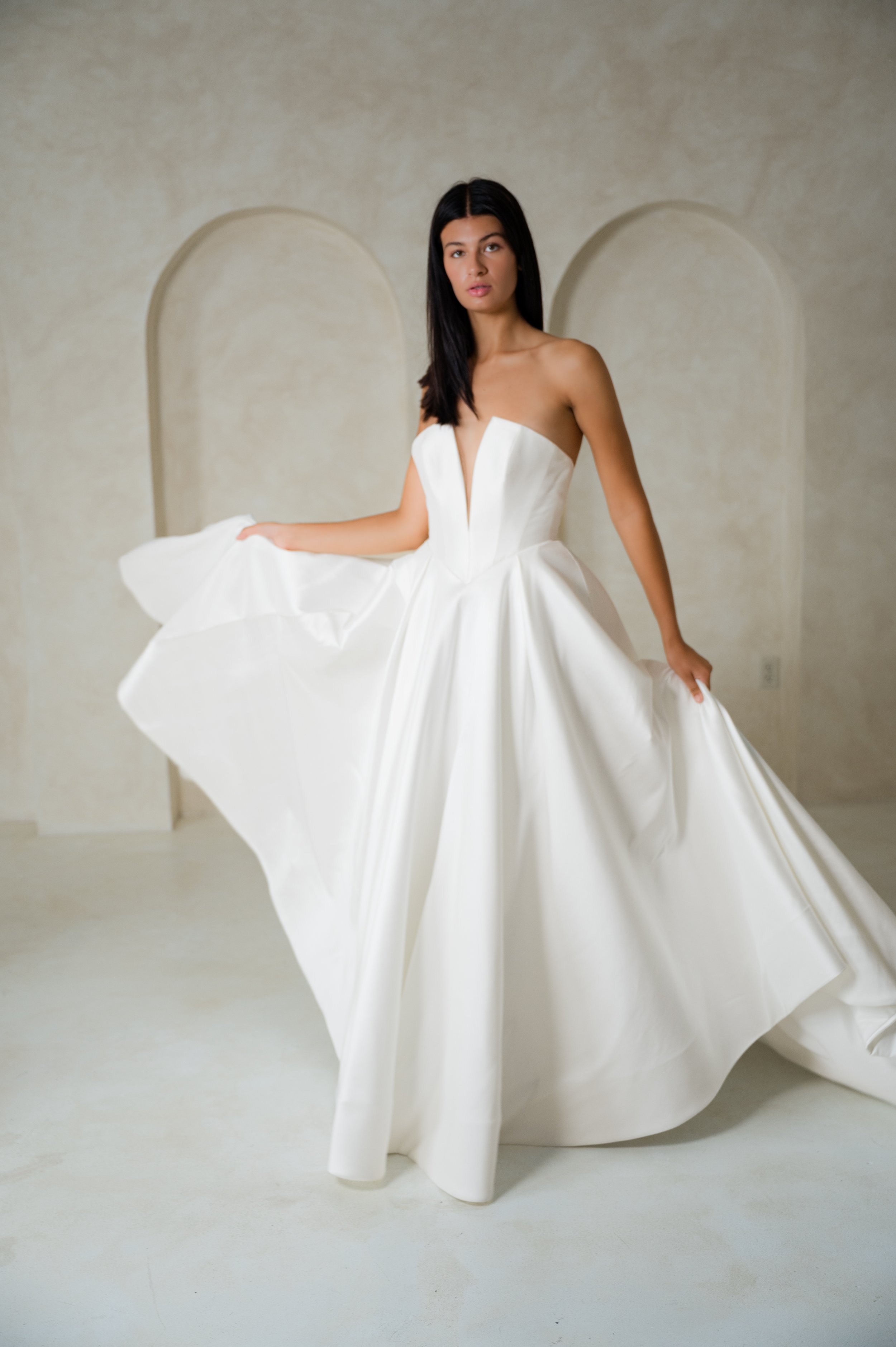 colby-john-canvas-stapless-a-line-wedding-dress-simple-timeless