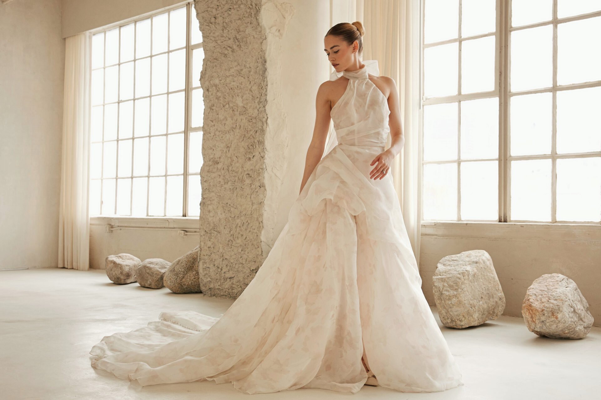 martina-liana-luxe-bridal